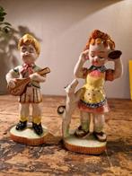 2 oude porseleinen beeldjes meisje en jongen, Comme neuf, Enlèvement ou Envoi
