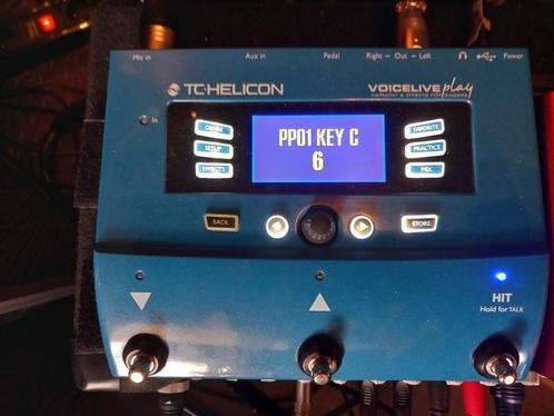 TC-Helicon VoiceLivePlay Vocal Harmony and Effects Pedal, Musique & Instruments, Effets, Comme neuf, Chorus, Delay ou Écho, Distortion, Overdrive ou Fuzz