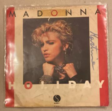 Madonna Holiday beschikbaar voor biedingen