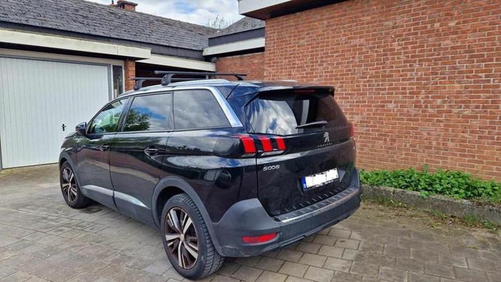 Peugeot 5008 • 1.2 PureTech • 2019 • 116.600 km • Essence, Auto's, Peugeot, Particulier, ABS, Adaptieve lichten, Airbags, Airconditioning
