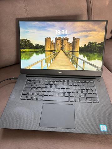Dell Precision 5540 15,6 pouces, 32 GB, Enlèvement, Azerty, 1024 GB