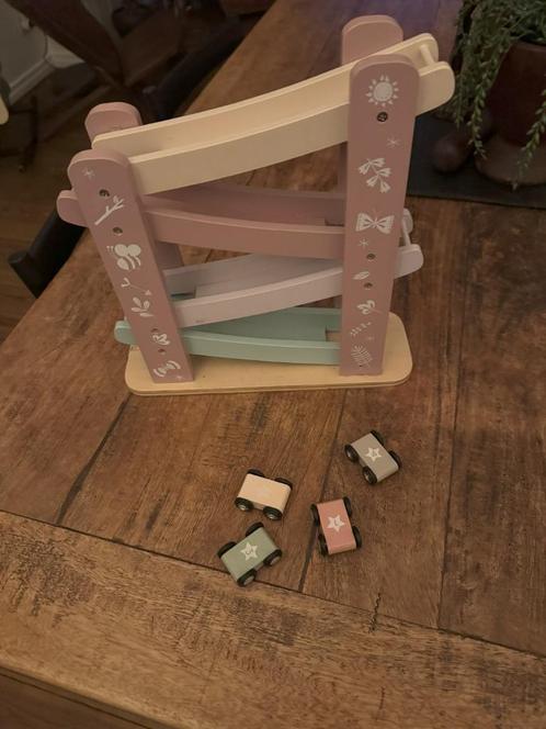 Little Dutch houten speelgoed met circuit en 4 auto's, Kinderen en Baby's, Speelgoed | Houten speelgoed, Gebruikt, Overige typen