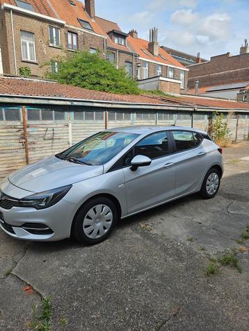 Opel astra K 2020 benzine beschikbaar voor biedingen