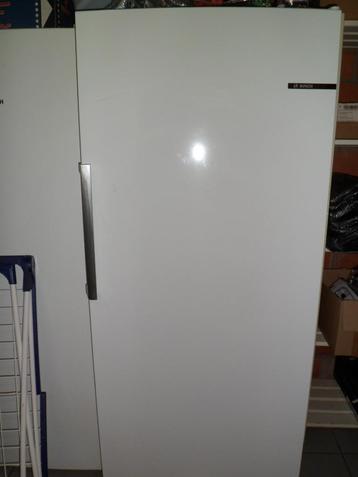 BOSCH Serie 6, congélateur autonome, 161 x 70 x 80 cm, blanc, Congélateur, Enlèvement ou Envoi, 160 cm ou plus, Comme neuf