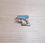 PIN - SUPERDEVOLUY - FRANCE - FRANKRIJK - SKI, Verzamelen, Verzenden, Gebruikt, Stad of Land, Speldje of Pin