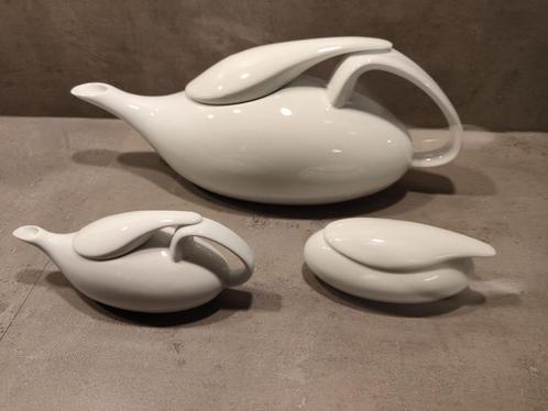 Theeservies Newbridge porselein, Antiek en Kunst, Antiek | Servies compleet, Ophalen of Verzenden