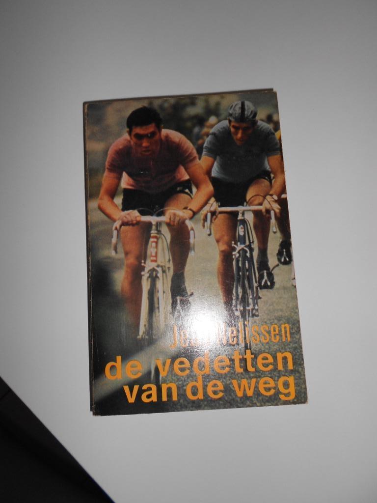 de vedetten vande weg - jean nelissen, Ophalen of Verzenden