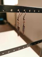 Hangers veren, Ophalen of Verzenden, Zo goed als nieuw, Bruin, Hangers