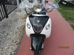 scooter a  klasse  zwart wit, Fietsen en Brommers, Scooters | Vespa, Ophalen, Overige modellen, Klasse A (25 km/u), 49 cc