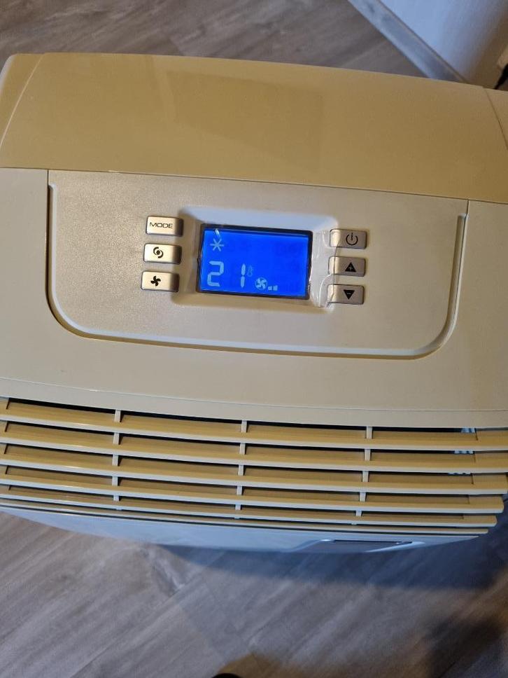 Mobiele airco Delonghi PACA95, Elektronische apparatuur, Airco's, Zo goed als nieuw, Mobiele airco, Minder dan 60 m³, 3 snelheden of meer