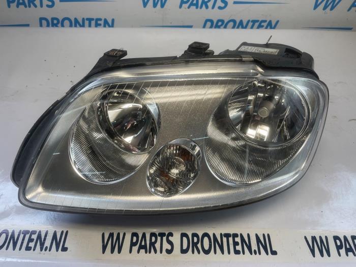 Phare gauche d'un Volkswagen Caddy, Autos : Pièces & Accessoires, Éclairage, Volkswagen, Utilisé, 3 mois de garantie, Enlèvement ou Envoi