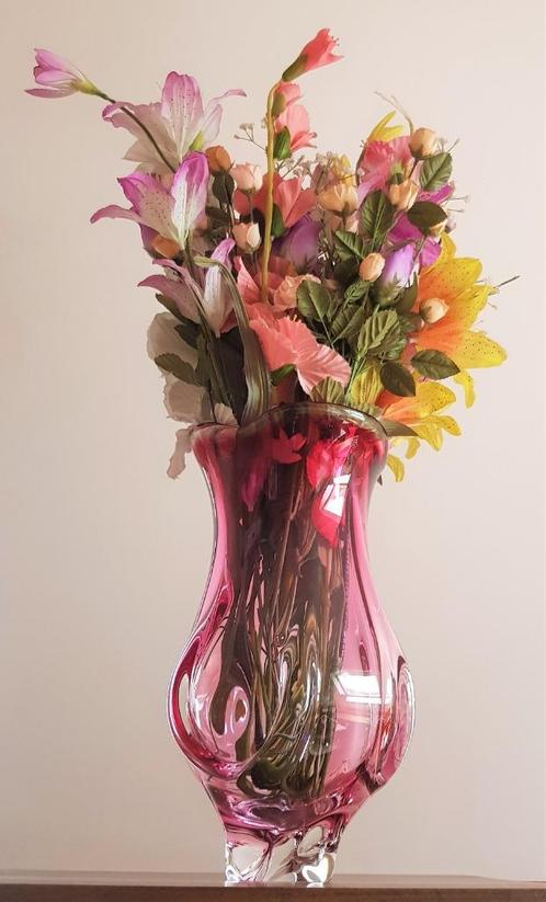 Elegant vase haut vintage violet pâle, Antiquités & Art, Antiquités | Verre & Cristal, Enlèvement ou Envoi