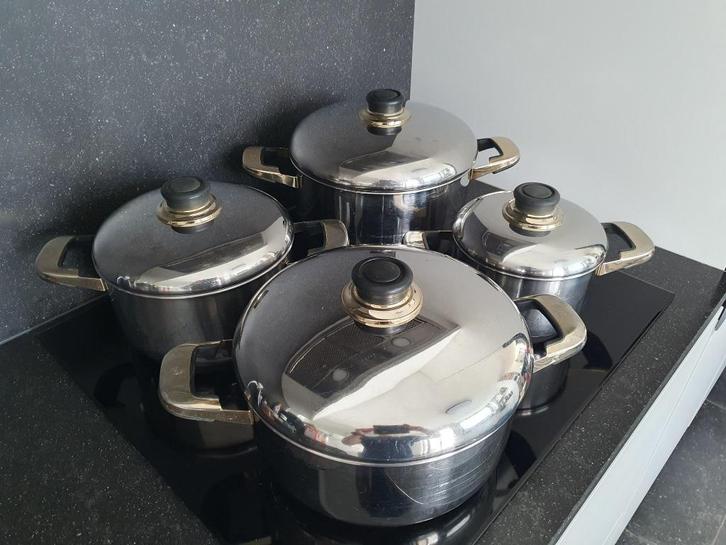 kookpottenset, Huis en Inrichting, Keuken | Potten en Pannen, Gebruikt, Pannenset, Overige materialen, Keramische plaat, Ophalen