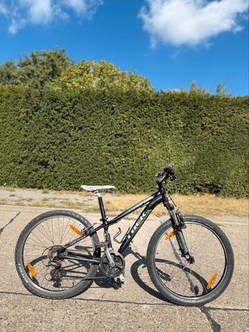 Mountainbike Trek 21 versnellingen 26” RIJKLAAR beschikbaar voor biedingen