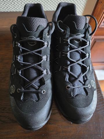 Wandelschoenen Hanwag beschikbaar voor biedingen