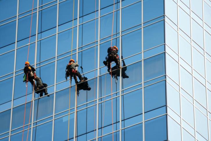 Hoogtewerkzaamheden, telecomdiensten en afwerkingsdiensten, Diensten en Vakmensen, Aannemers, Nieuwbouw of Opbouw, Onderhoud of Restauratie