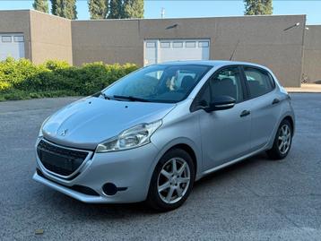 Peugoet 208 benzine 90.000km gekeurd voor verkoop met carpas beschikbaar voor biedingen