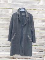 lange damesjas daim, Kleding | Dames, Jassen | Winter, Ophalen, Zo goed als nieuw, Maat 36 (S), Bruin