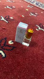 Musc, Collections, Parfums, Comme neuf