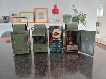 Set van 3 olielantaarns uit de Tweede Wereldoorlog 