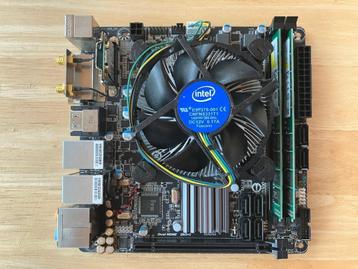 Gigabyte GA-H97N-WIFI + i7 4770 + 16GB beschikbaar voor biedingen