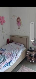 Één persoons bed, Huis en Inrichting, Slaapkamer | Complete slaapkamers, Ophalen