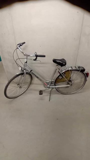 Stadion, kot fiets disponible aux enchères