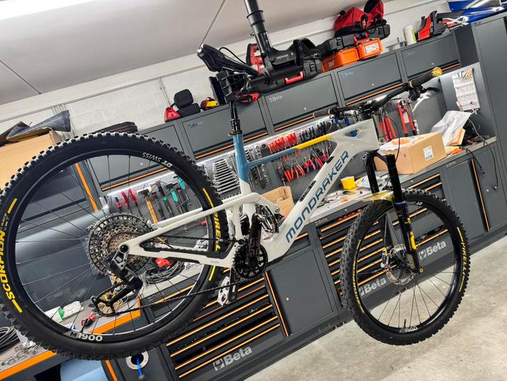 Mondraker in de buurt van RR, Fietsen en Brommers, Fietsen | Mountainbikes en ATB, Nieuw, Heren, Overige merken, Fully, Ophalen