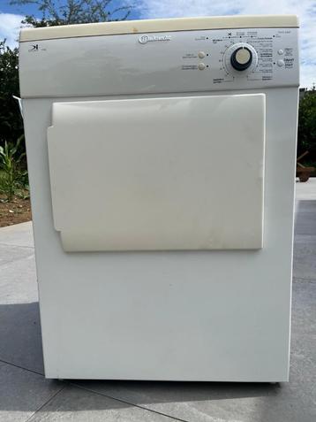 Sèche linge beschikbaar voor biedingen