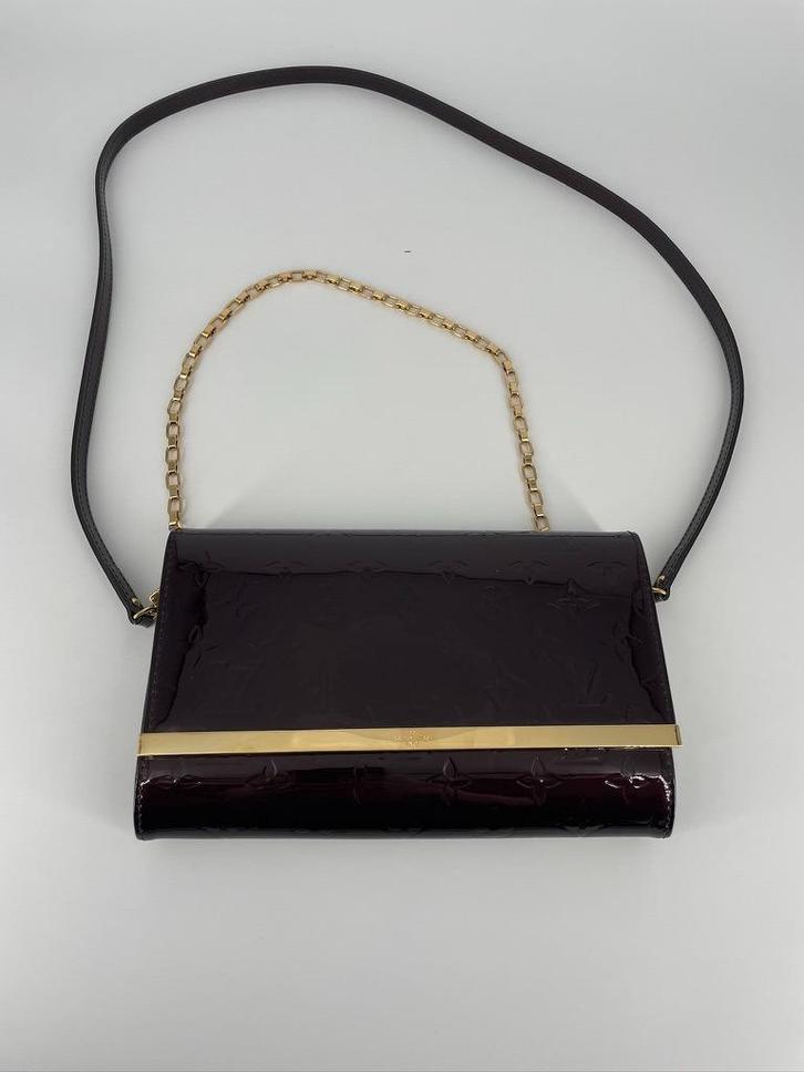 Sac Louis Vuitton Ana MV Amarante, Bijoux, Sacs & Beauté, Sacs | Sacs Femme, Comme neuf, Sac de soirée, Autres couleurs, Enlèvement ou Envoi