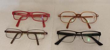 4 paires de lunettes  beschikbaar voor biedingen