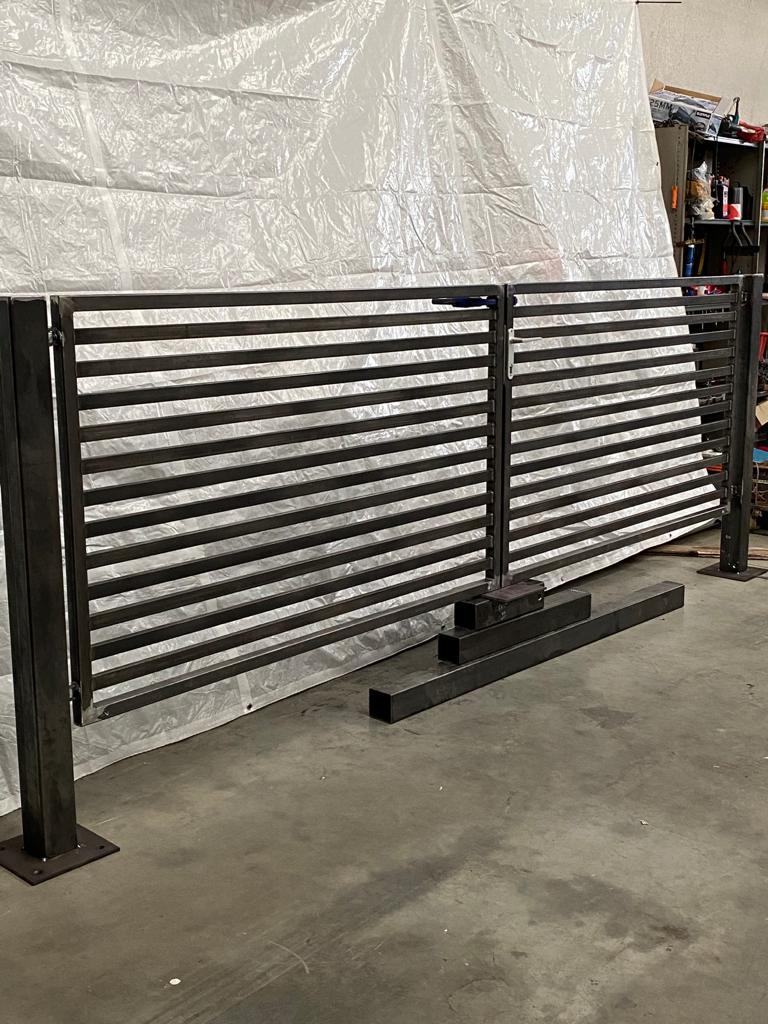 Draaipoort op maat, Ophalen, Nieuw, 150 tot 200 cm, IJzer