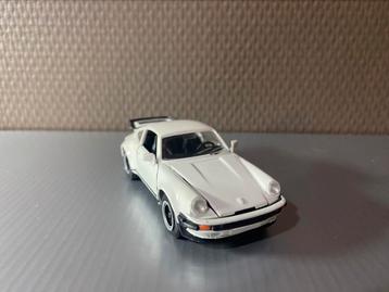 Porsche 911 Turbo NZG wit 1/43 beschikbaar voor biedingen