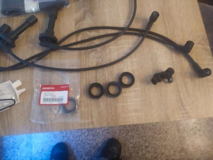 Honda civic quelques pièces  50 euros pour tout le lot, Autos : Pièces & Accessoires, Moteurs & Accessoires, Honda, Enlèvement