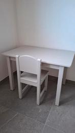 Kindertafeltje en stoeltje, Enlèvement