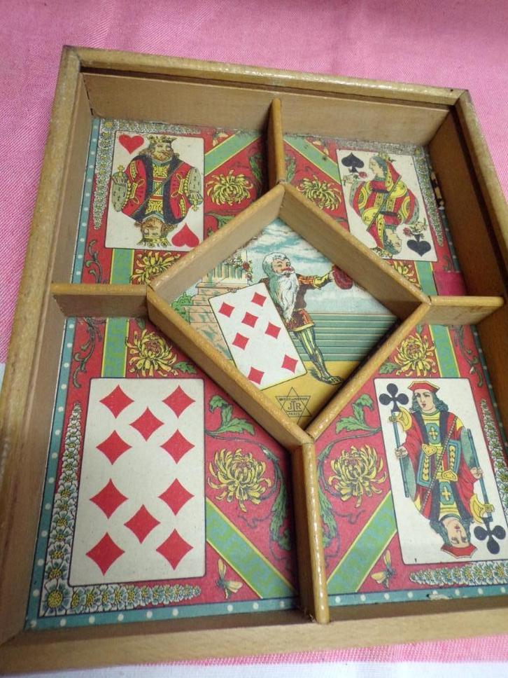 OUD GEEL DWERG DIENBLAD, Antiek en Kunst, Antiek | Speelgoed, Ophalen