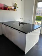 Witte Hoogglans Eilandkeuken –Stijlvol &CompleetGEDEMONTEERD, Huis en Inrichting, Keuken | Complete keukens, Wit, Ophalen of Verzenden