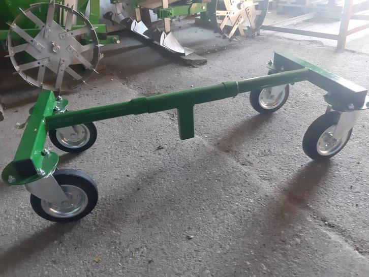Aanbieding – Wagen onder trechter (4 wielen), Hobby en Vrije tijd, Overige Hobby en Vrije tijd, Nieuw, Verzenden