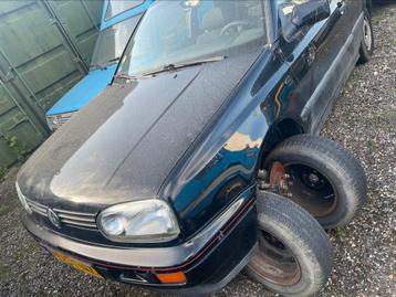 Stukken van Volkswagen Golf cabriolet beschikbaar voor biedingen
