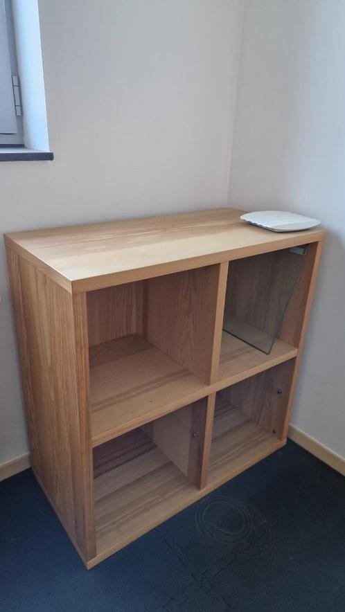Kallax kast hout, Huis en Inrichting, Kasten | Boekenkasten, Gebruikt, 50 tot 100 cm, Minder dan 100 cm, 25 tot 50 cm, Met plank(en)