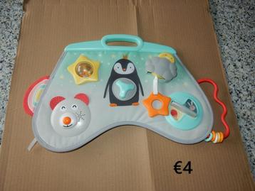 nr.199 - Baby activitycenter (laptopvorm) beschikbaar voor biedingen