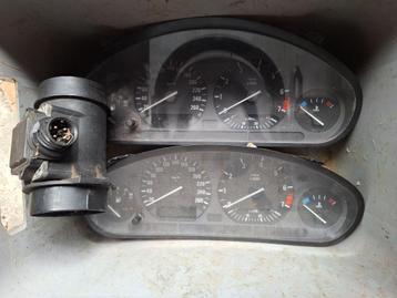 Bmw e36 kilometer tellers  beschikbaar voor biedingen