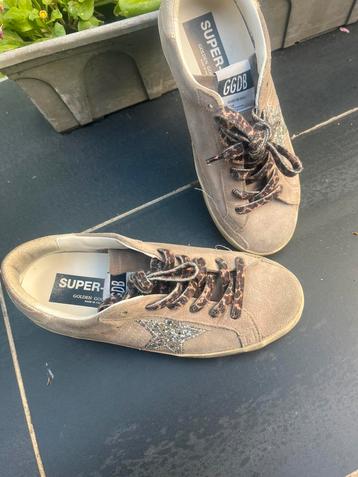 Golden Goose basket de luxe 37 original  beschikbaar voor biedingen