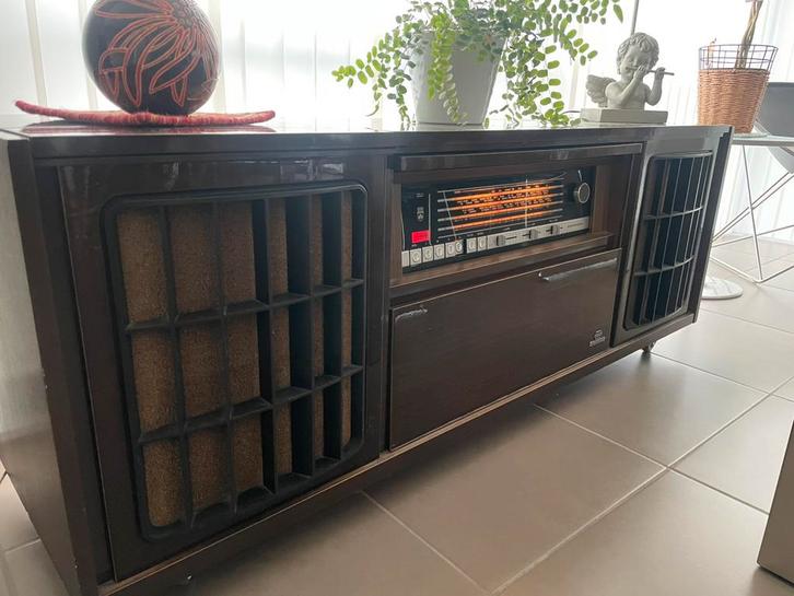 Retro Vintage jaren 1973 muziekkast Grundig werkend, Antiek en Kunst, Antiek | Tv's en Audio, Ophalen