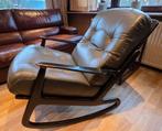 Vintage schommelzetel, grijs leder, donker houten frame, Huis en Inrichting, Ophalen, Gebruikt, Hout