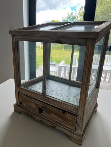 Vitrinekastje - ideaal voor doopsuiker, miniatuurdecoratie,… beschikbaar voor biedingen