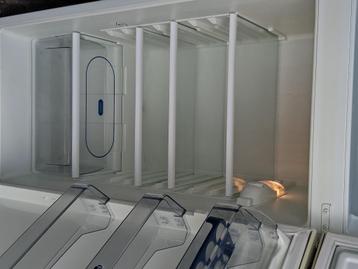 Frigo combiné wirhpool, Electroménager, Réfrigérateurs & Frigos, Enlèvement, Utilisé, Avec congélateur séparé