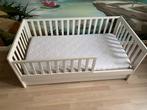 Peuterbed petite amelie met onderschuif en matras mythos, Ophalen, Zo goed als nieuw