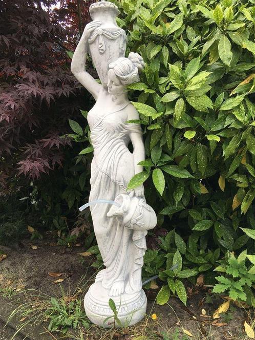 wit stenen beeld vrouw met waterpartij , fontein, Jardin & Terrasse, Statues de jardin, Neuf, Pierre, Enlèvement ou Envoi