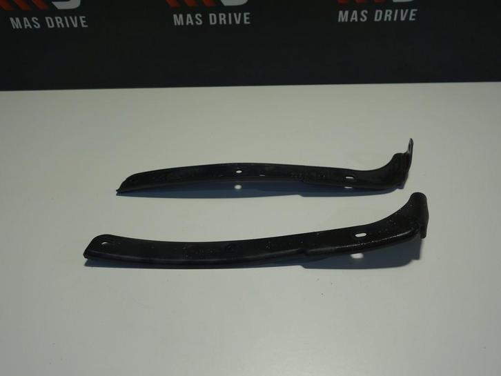 Lexus IS200 spatbordbeschermer links + rechts, Auto-onderdelen, Carrosserie, Spatbord, Gebruikt